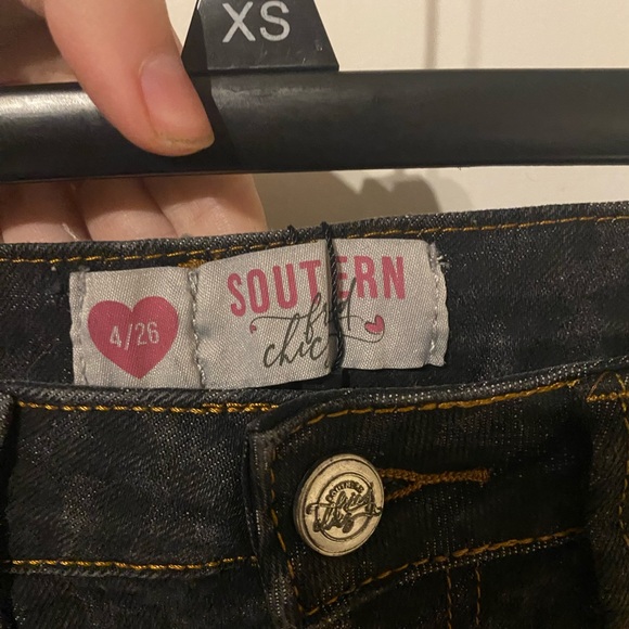 Faded black leopard print jeans. Size 4/26 never worn - Picture 3 of 7